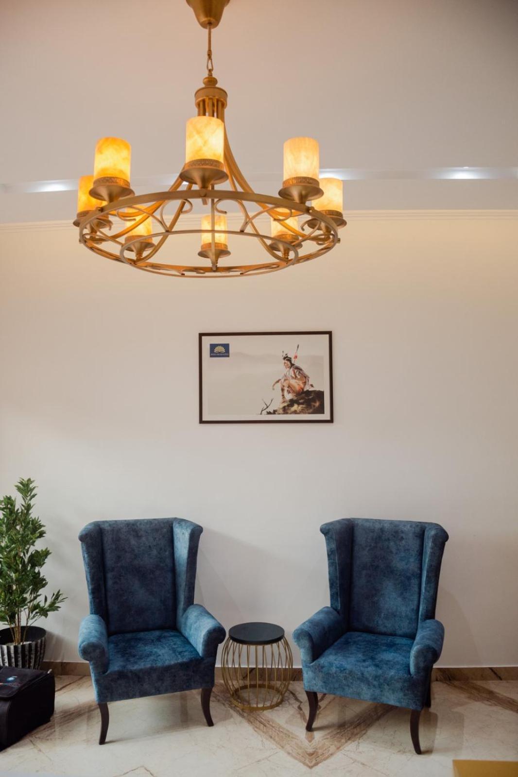 Hotel Grand Lotus Dimāpur エクステリア 写真